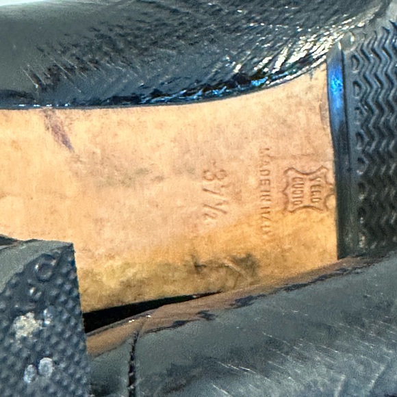 Brian Atwood crinkled pattern leather boots - Picture 9 of 10